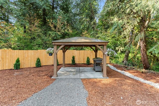101 SE Mallard Beach Lane, Shelton, WA 98584