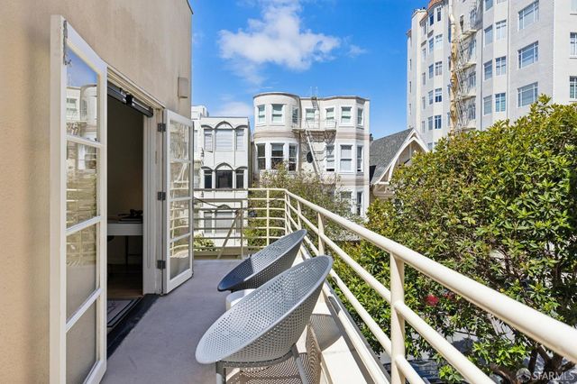 2139 Green Street B, San Francisco, CA 94123