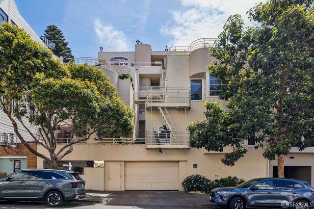 2139 Green Street B, San Francisco, CA 94123