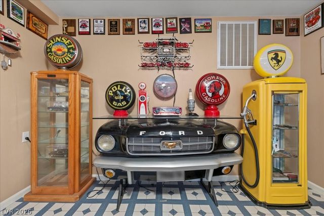 5715 North Bonita Vista Street, Las Vegas, NV 89149