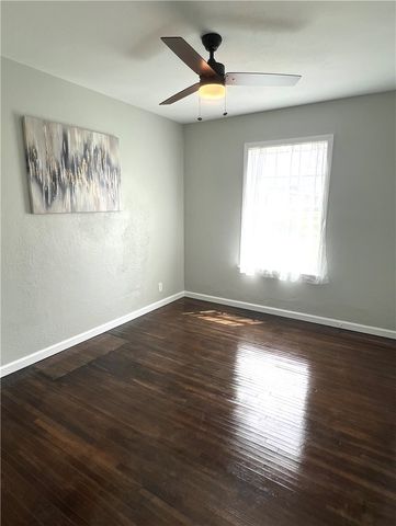 4218 Cottage St, Corpus Christi, TX 78415