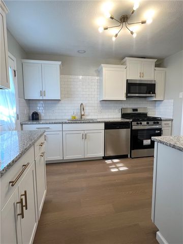 4218 Cottage St, Corpus Christi, TX 78415