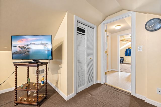 5349 W Fletcher Street, Chicago, IL 60641