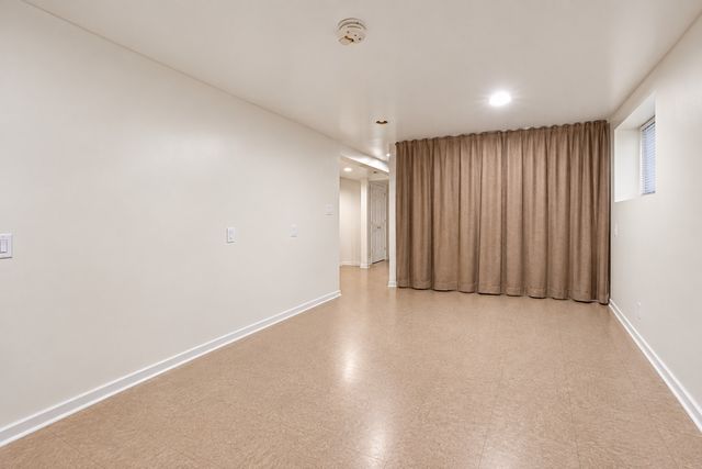 5349 W Fletcher Street, Chicago, IL 60641