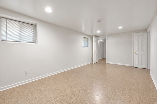 5349 W Fletcher Street, Chicago, IL 60641