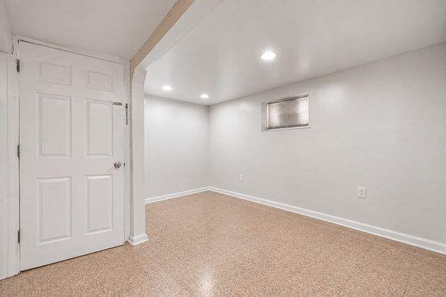 5349 W Fletcher Street, Chicago, IL 60641