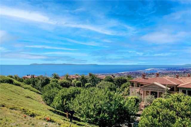 12 Skyridge, Newport Coast, CA 92657