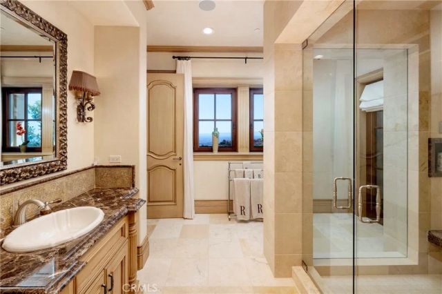 12 Skyridge, Newport Coast, CA 92657