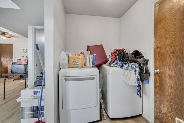 9660 S STORNOWAY CIR, South Jordan, UT 84009