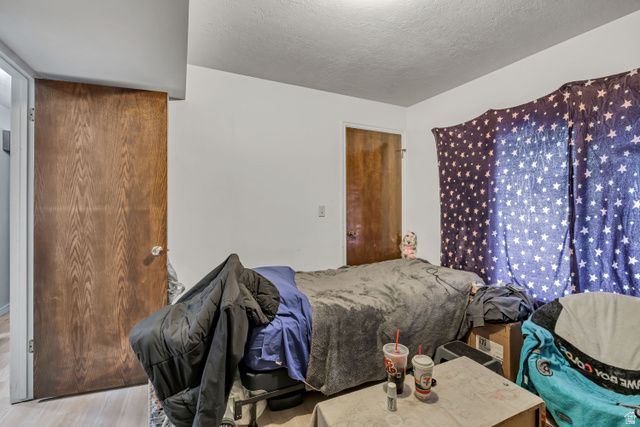 9660 S STORNOWAY CIR, South Jordan, UT 84009