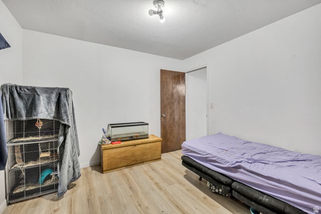 9660 S STORNOWAY CIR, South Jordan, UT 84009