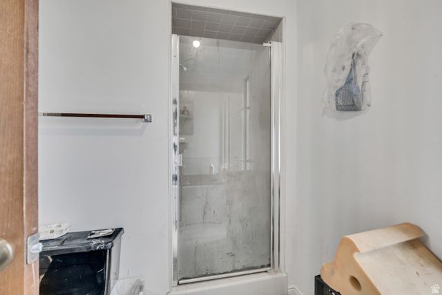 9660 S STORNOWAY CIR, South Jordan, UT 84009