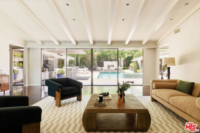 880 Canterbury Road, San Marino, CA 91108