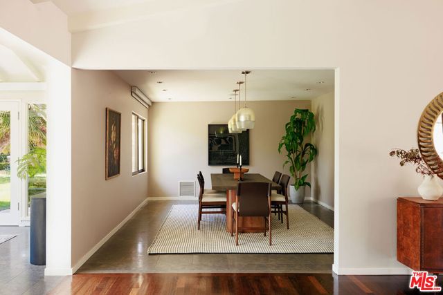 880 Canterbury Road, San Marino, CA 91108