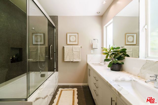 880 Canterbury Road, San Marino, CA 91108