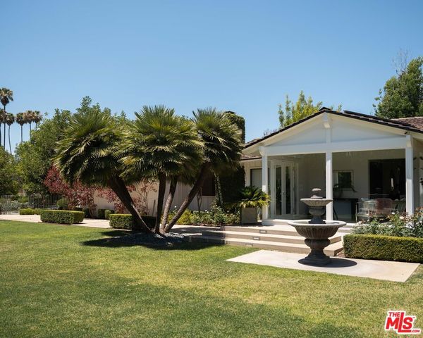 880 Canterbury Road, San Marino, CA 91108
