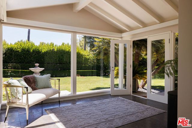 880 Canterbury Road, San Marino, CA 91108