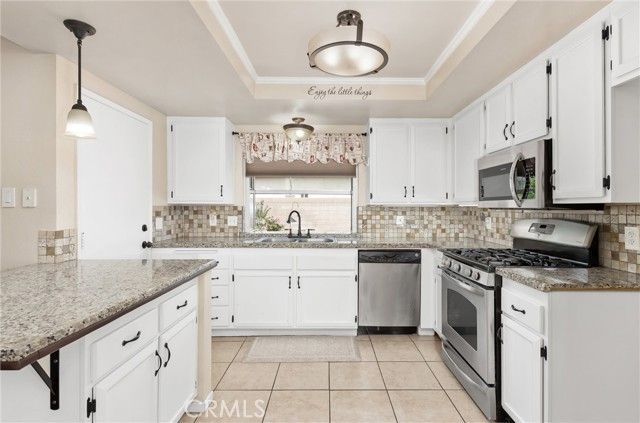 35466 Avenue Avenue, Yucaipa, CA 92399