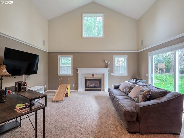 22297 Ne FAILING St, Fairview, OR 97024