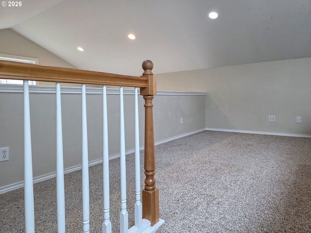 22297 Ne FAILING St, Fairview, OR 97024