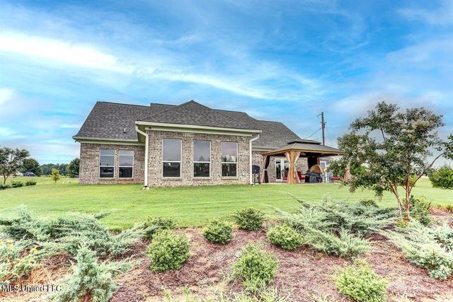 179 Palomino, Holly Springs, MS 38635