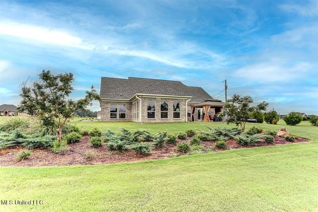 179 Palomino, Holly Springs, MS 38635