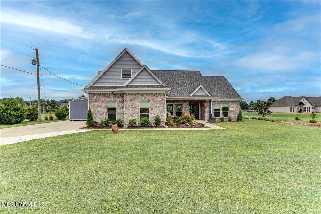 179 Palomino, Holly Springs, MS 38635