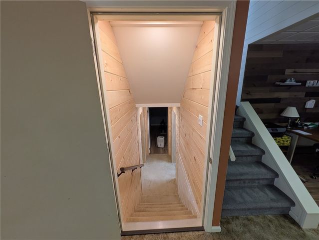 1525 South Avenue, Lewis Run, PA 16738