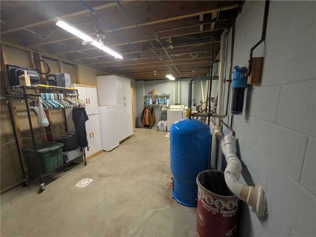 1525 South Avenue, Lewis Run, PA 16738