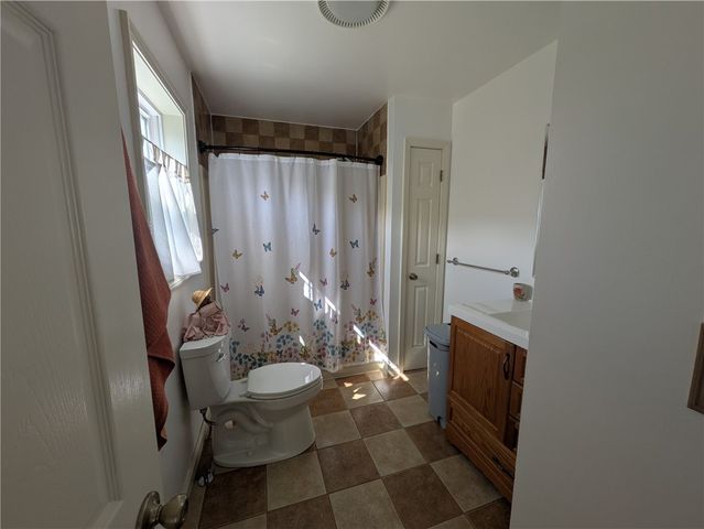 1525 South Avenue, Lewis Run, PA 16738