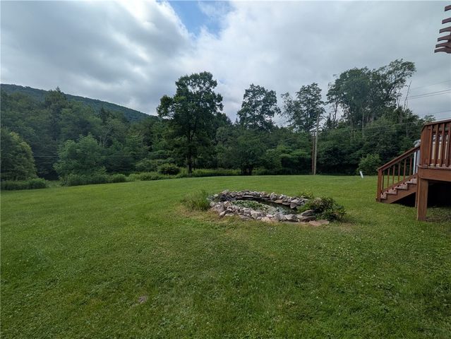 1525 South Avenue, Lewis Run, PA 16738