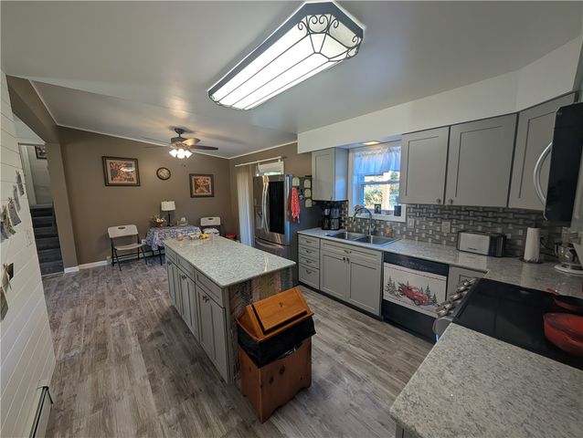 1525 South Avenue, Lewis Run, PA 16738