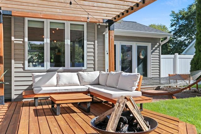 2648 VONDA DRIVE, Green Bay, WI 54311