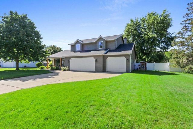 2648 VONDA DRIVE, Green Bay, WI 54311