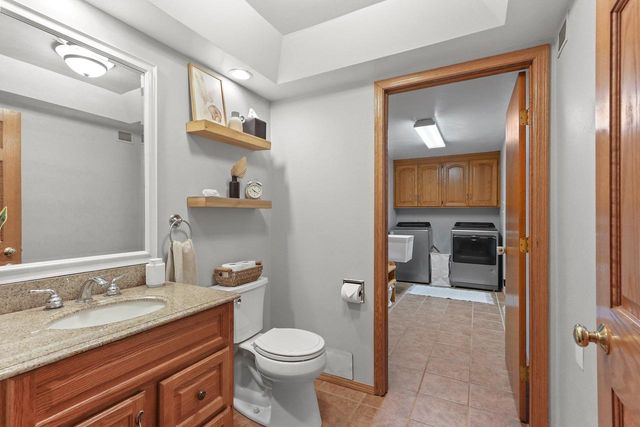 2648 VONDA DRIVE, Green Bay, WI 54311