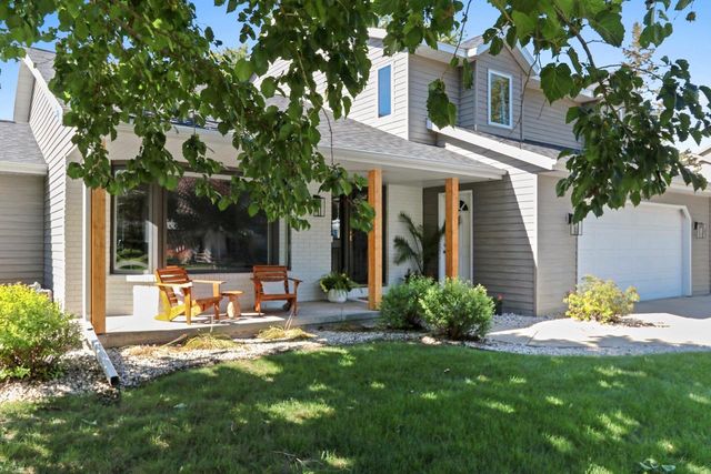 2648 VONDA DRIVE, Green Bay, WI 54311