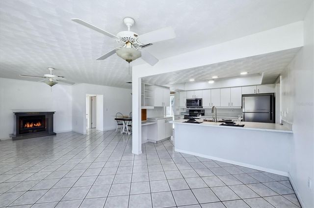 270 SOUTHLAND ROAD, Venice, FL 34293