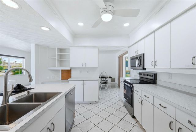 270 SOUTHLAND ROAD, Venice, FL 34293