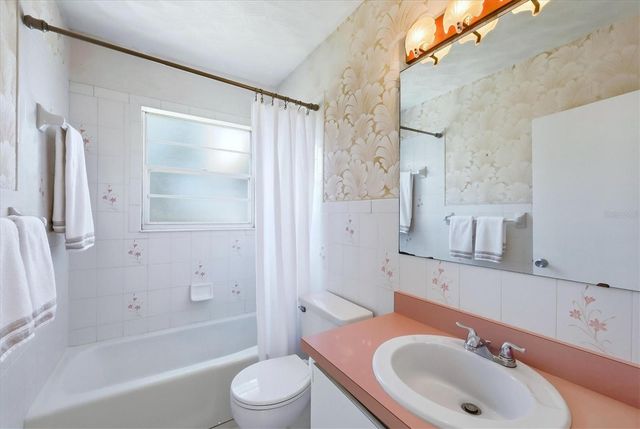 270 SOUTHLAND ROAD, Venice, FL 34293