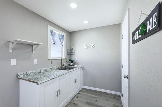 270 SOUTHLAND ROAD, Venice, FL 34293