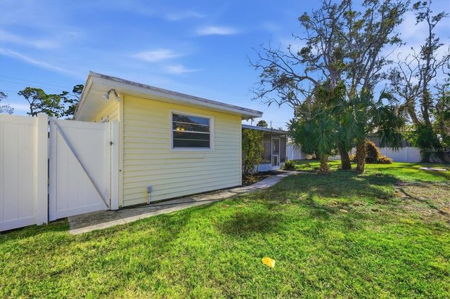 270 SOUTHLAND ROAD, Venice, FL 34293