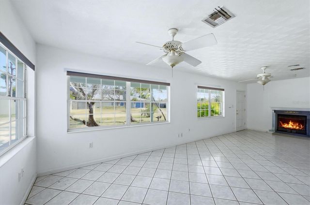 270 SOUTHLAND ROAD, Venice, FL 34293