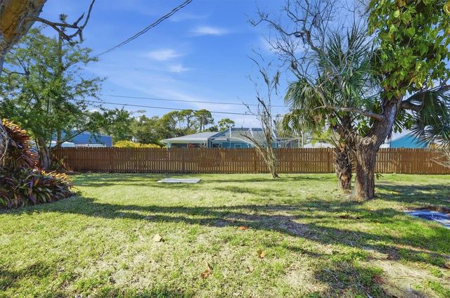 270 SOUTHLAND ROAD, Venice, FL 34293