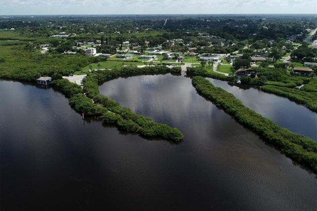 270 SOUTHLAND ROAD, Venice, FL 34293