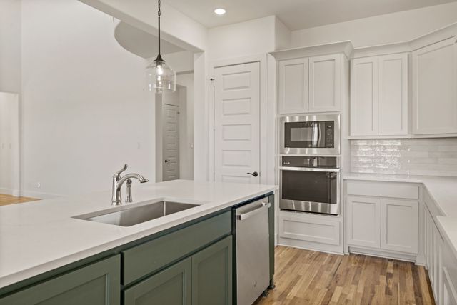 116 Evanston Court, New Fairview, TX 76078