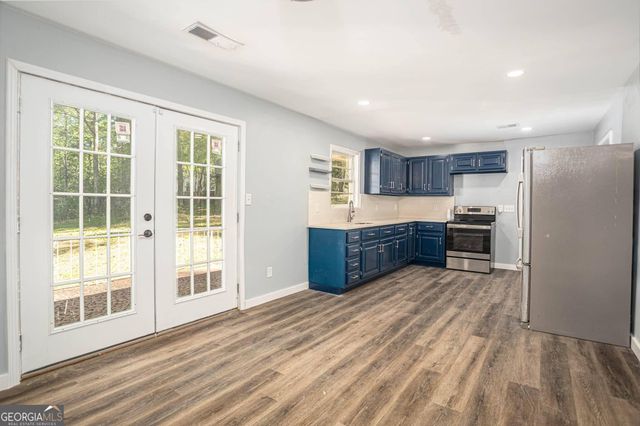 2933 Shelly Drive SW, Atlanta, GA 30311