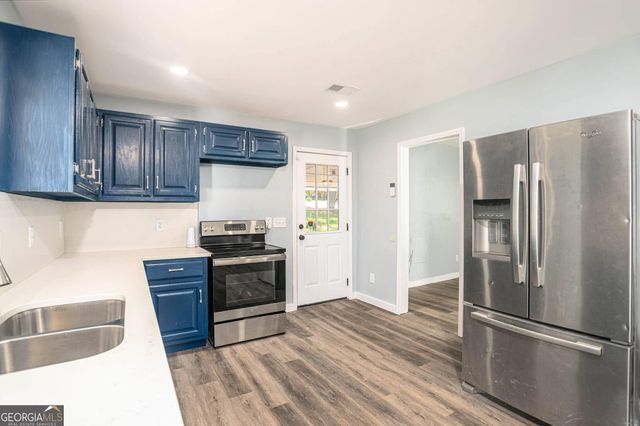 2933 Shelly Drive SW, Atlanta, GA 30311