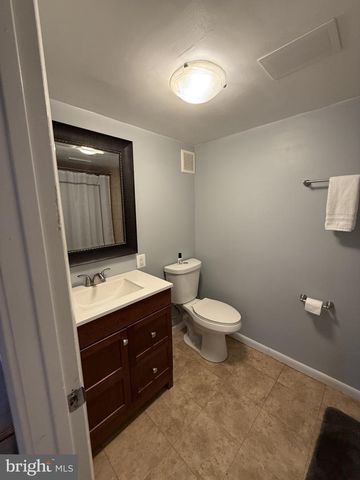 1219 DOWNS DR, Silver Spring, MD 20904