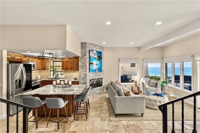 117 Boca De La Playa 1, San Clemente, CA 92672