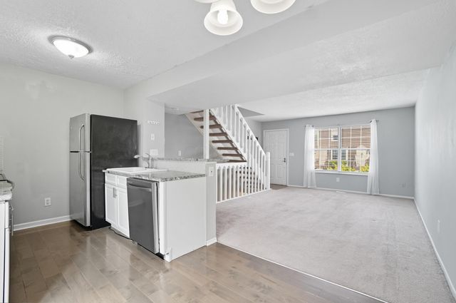 5041 Stoneybrook Boulevard, 9E, Hilliard, OH 43026